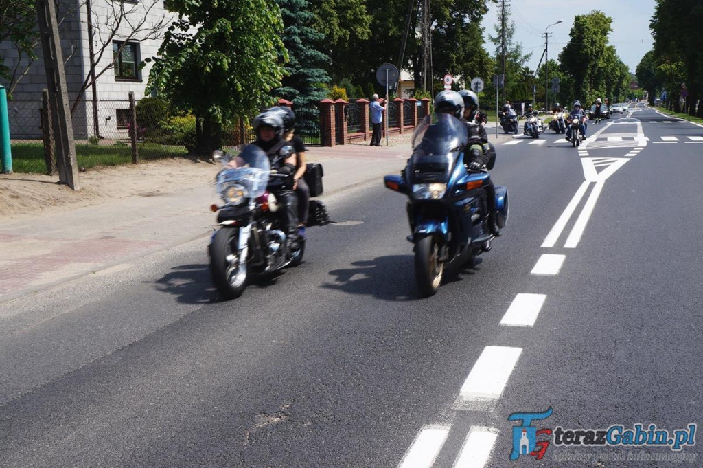 Przez gminę Gąbin przejechała wielka parada motocyklowa. Z okazji Dni Gąbina. [zdjęcia, film]