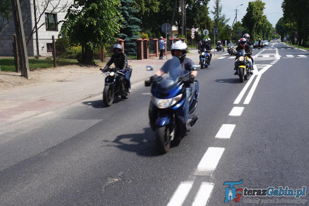 Przez gminę Gąbin przejechała wielka parada motocyklowa. Z okazji Dni Gąbina. [zdjęcia, film]