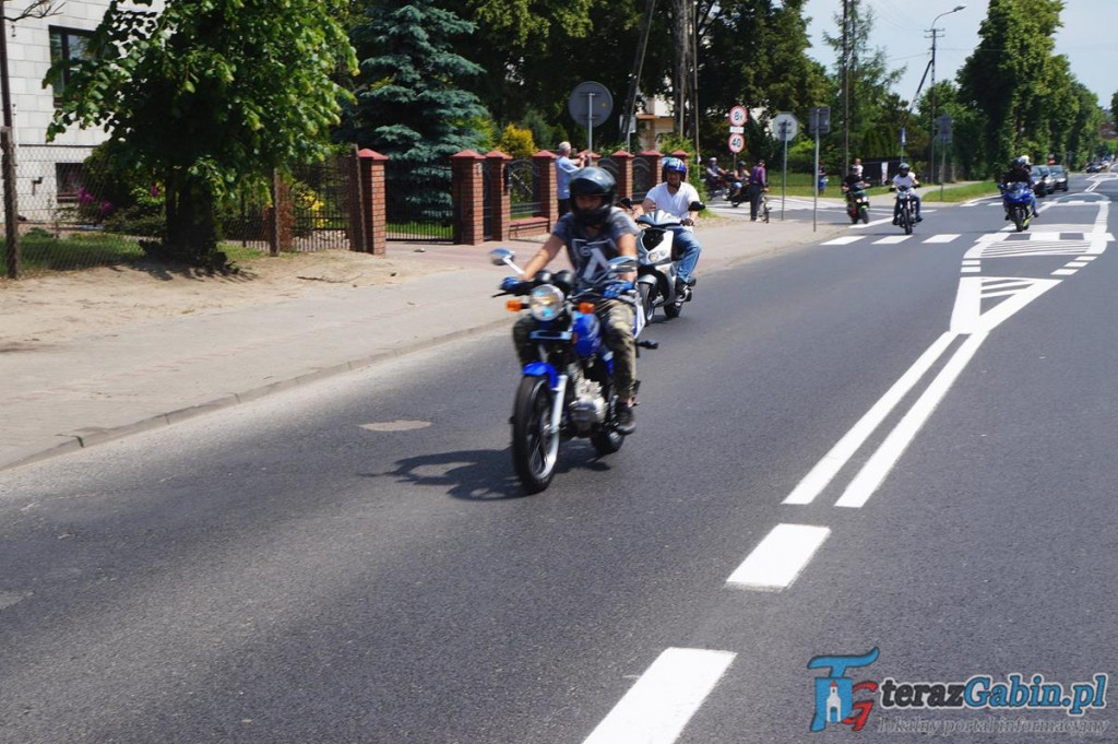 Przez gminę Gąbin przejechała wielka parada motocyklowa. Z okazji Dni Gąbina. [zdjęcia, film]