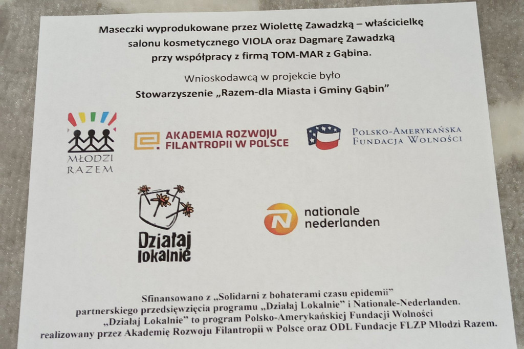 Kolejne maseczki rozdane.