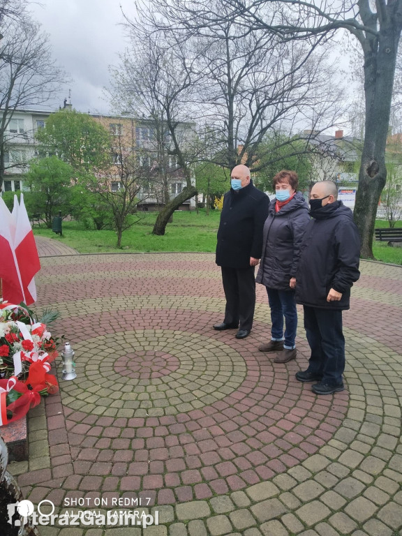 Skromne obchody 3 maja w Gąbinie.
