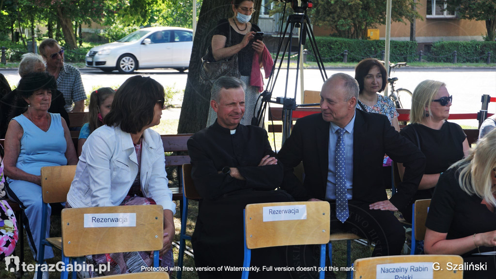W Gąbinie odsłonięto tablicę upamiętniającą społeczność żydowską.