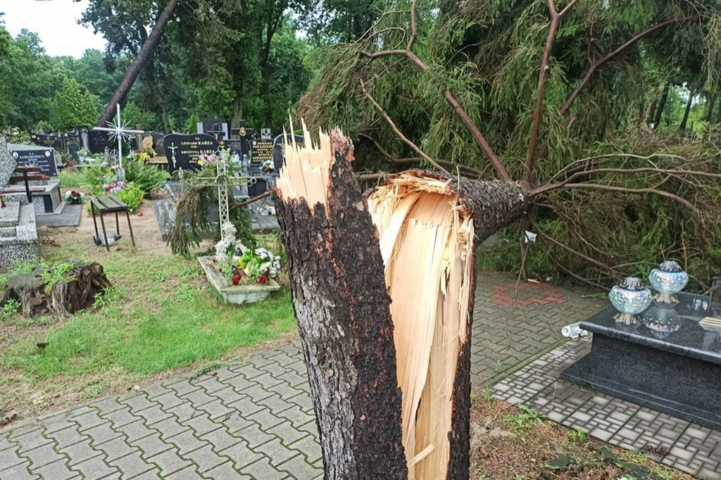 Silne burze nad gminą Gąbin.