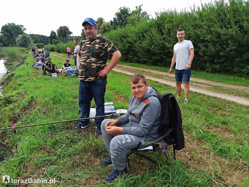 Wędkarska niedziela w Zdworzu.