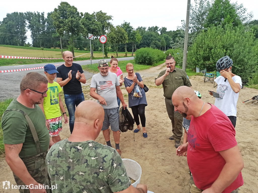 Wędkarska niedziela w Zdworzu.