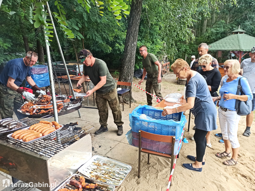 Wędkarska niedziela w Zdworzu.