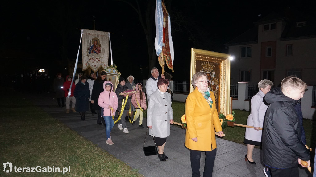 Procesja Rezurekcyjna w Parafii Gąbin.