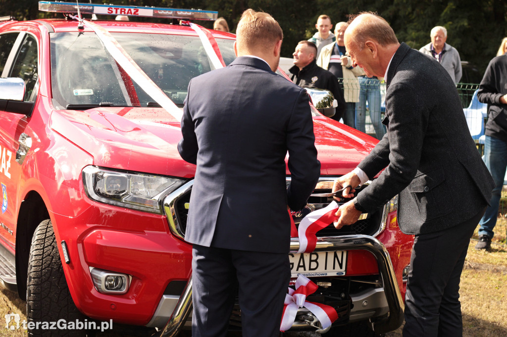 Przekazanie wozu dla OSP Gąbin