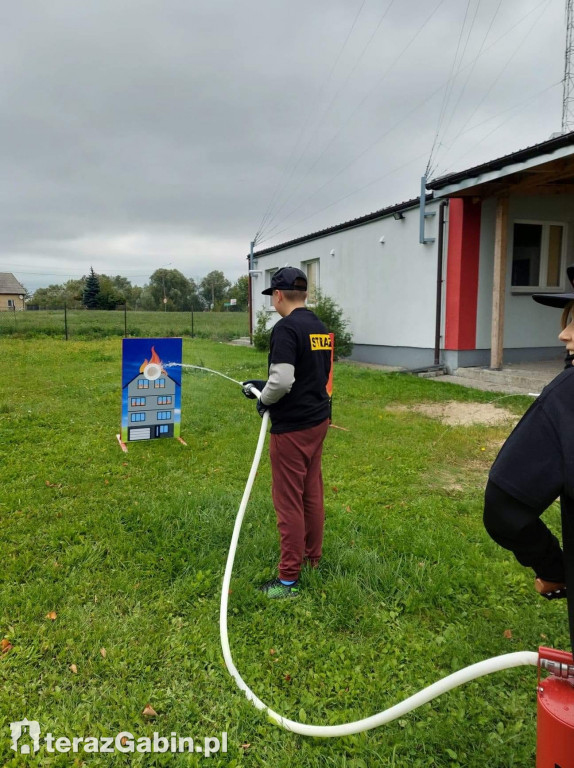 Strażacy z Topólna w akcji Sprzątanie Świata.