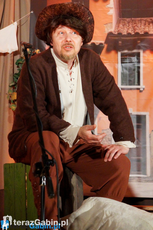 Włoska awantura na deskach gąbińskiego teatru [zdjęcia]