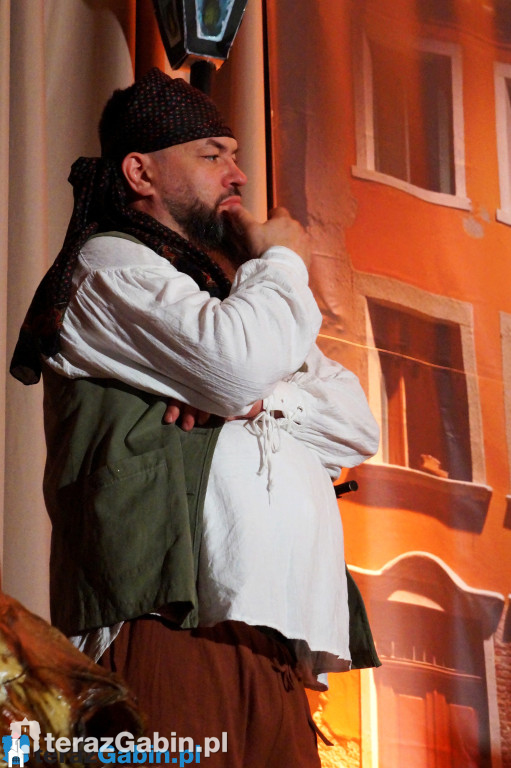 Włoska awantura na deskach gąbińskiego teatru [zdjęcia]
