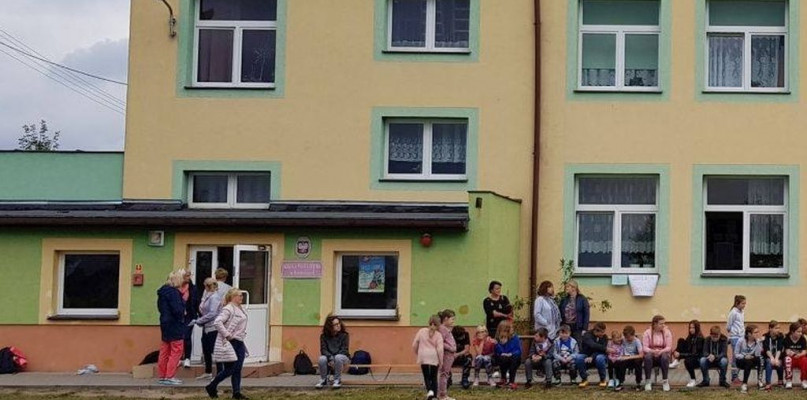 fot. Pomóżcie uratować naszą szkołę/FP