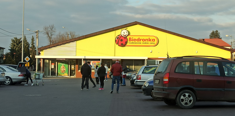 Zmiana godzin otwarcia Biedronki. 