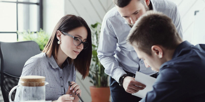 Jakie duże przedsiębiorstwa oferują pracę w Płocku?