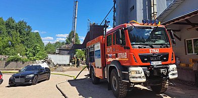 Pożar przy Wspólnej. Dym widoczny był z kilkunastu kilometrów. -56422