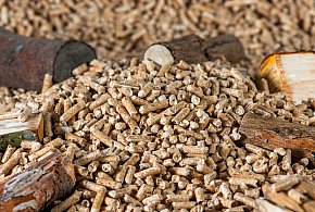 Drożeje popularny opał. Miliony Polaków dostaną po kieszeni tej zimy-59742