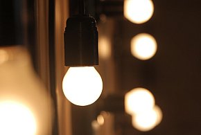 Rachunki za prąd pójdą w dół. Rząd usuwa opłatę doliczaną od lat-59871