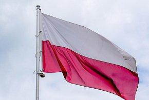 Godło i flaga mogą wyglądać inaczej. Ruszyły prace nad symbolami państwowymi-59973