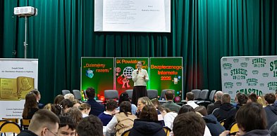 Dzień Bezpiecznego Internetu w gąbińskim Zespole Szkół.