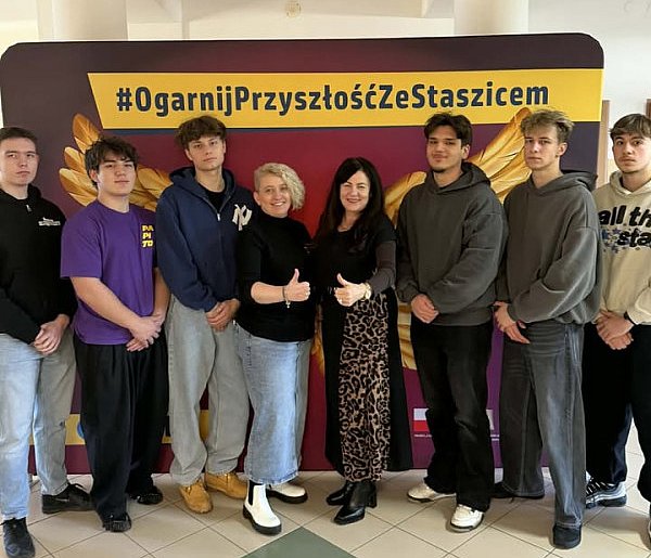 Uczniowie z Gąbina w finale wielkiego turnieju.