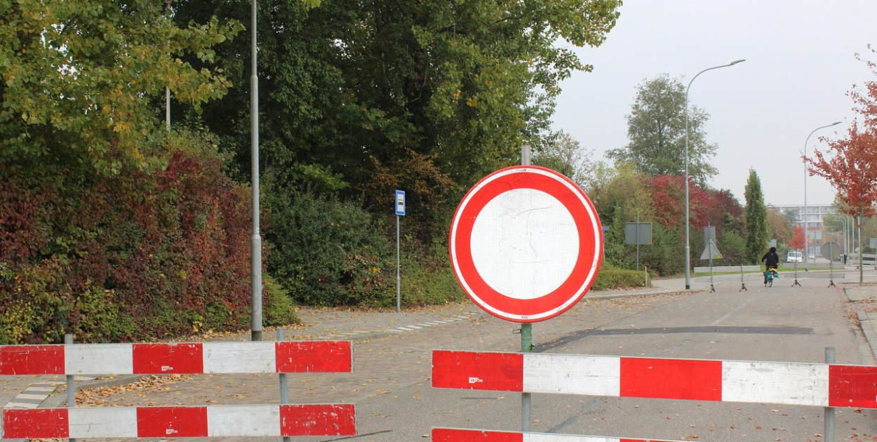 Będą utrudnienia na drodze do Płocka. Drogowcy będą budować most.
